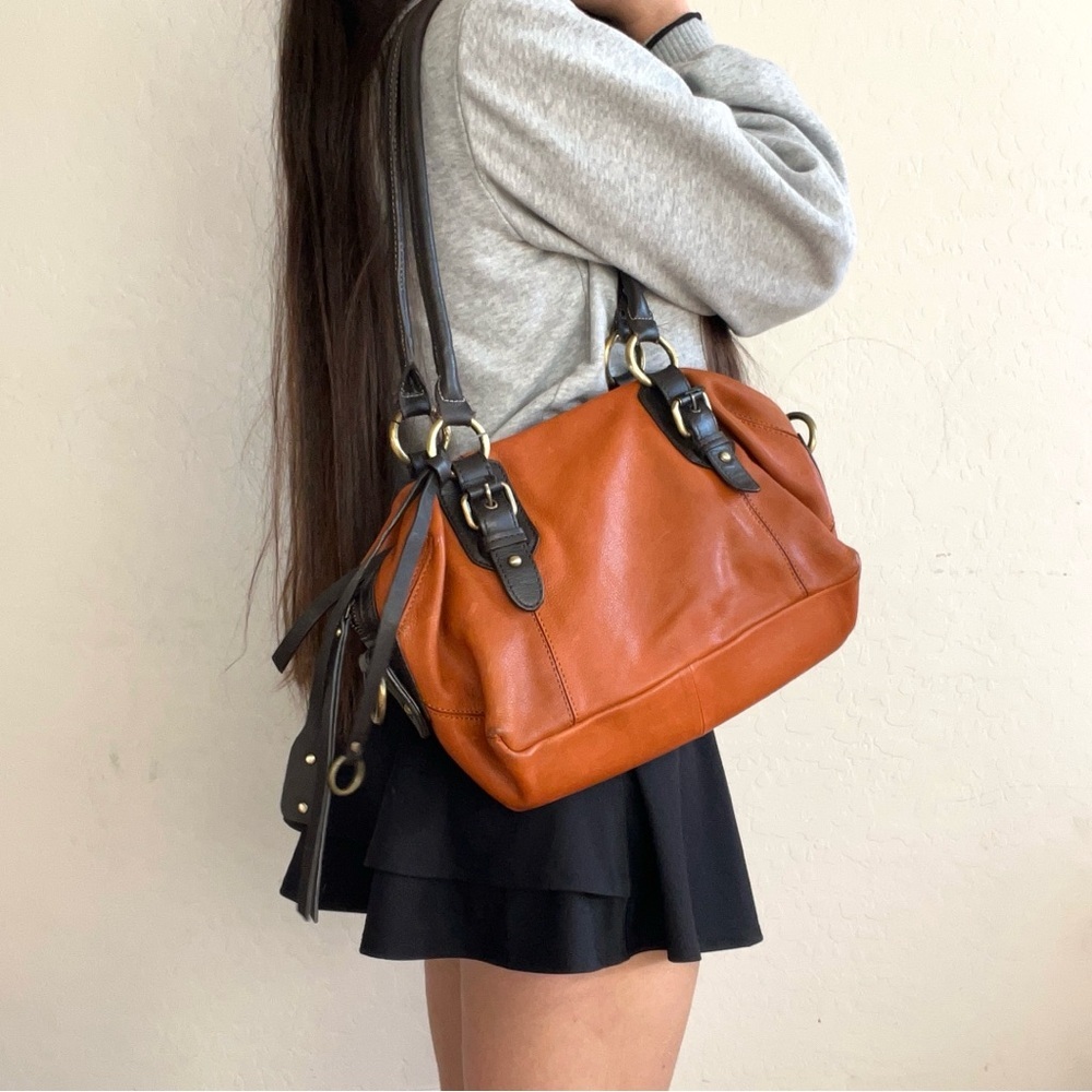 Lucky Brand Buckman Leather Cognac Colored Purse - Picture 3 of 14